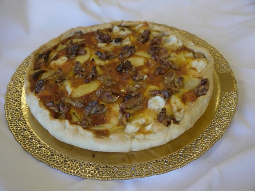 Torta salata pere taleggio e miele