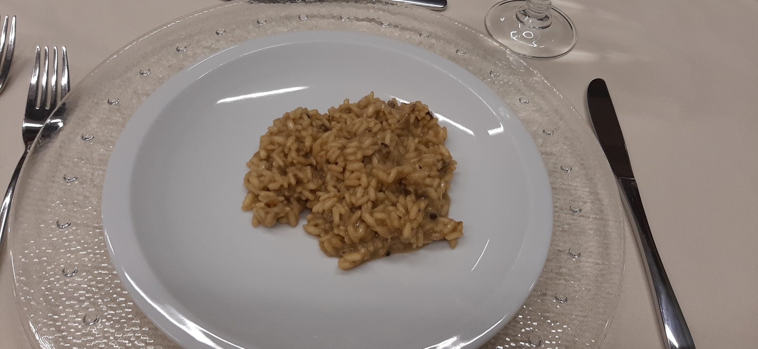 RISOTTO AI FUNGHI PORCINI