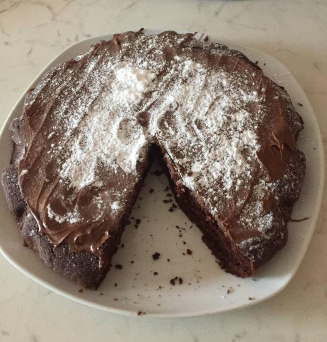 Torta della nonna torta nera