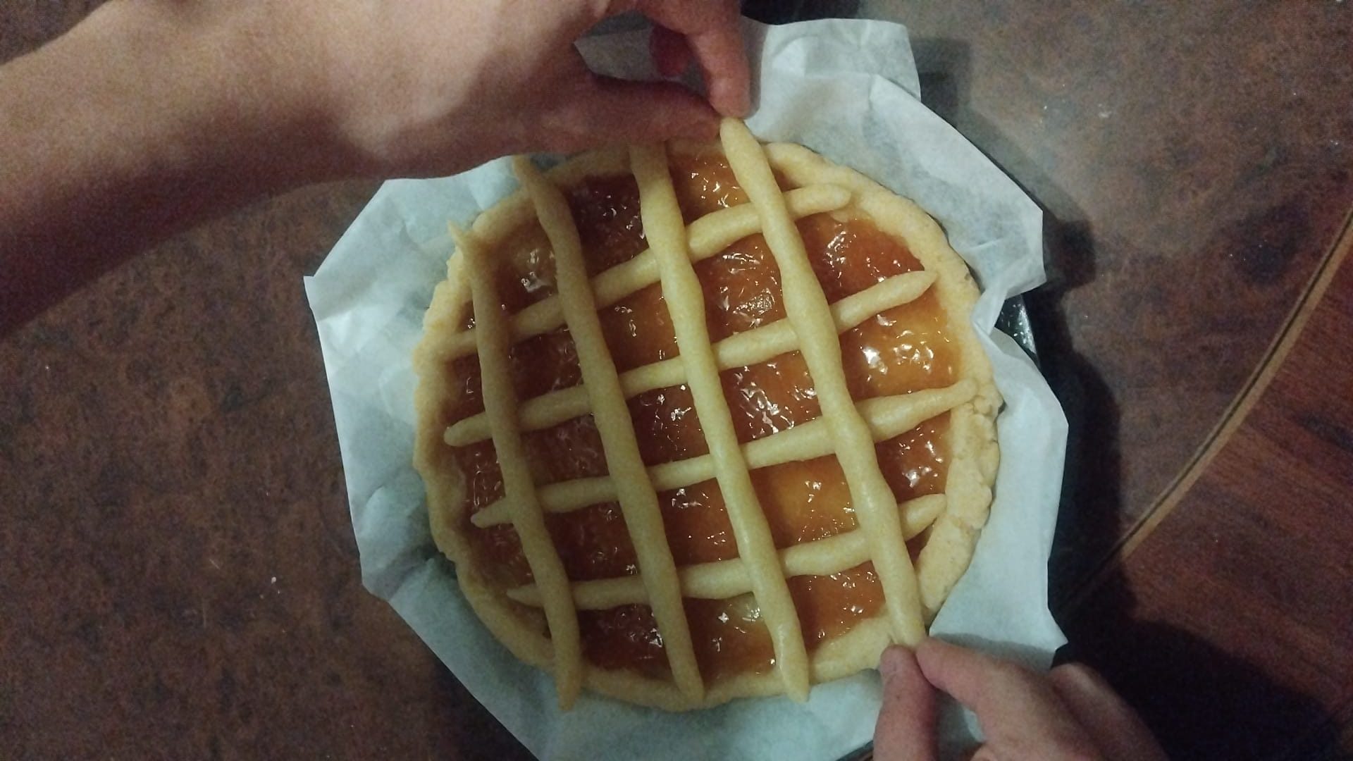 Crostata con un uovo