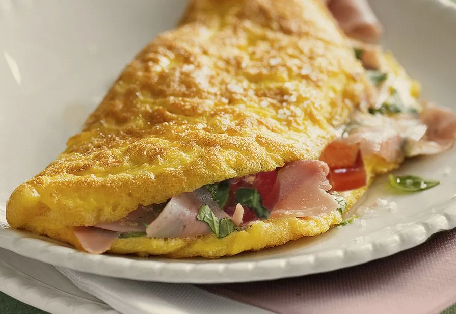 Omelettes zucchine e speck